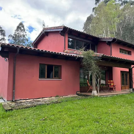 Casa En El Bosque Hébergement de vacances Vidiago
